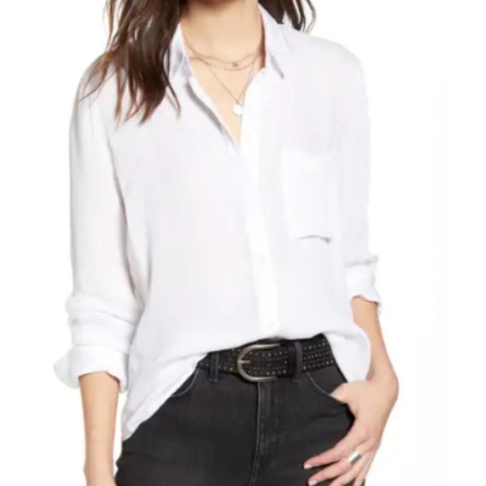 Treasure & Bond Classic Lightweight Button Down Blouse
